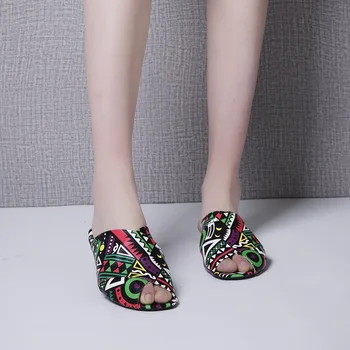 Papuče ženy listov letné byt sandále zmiešané farby mikrovlákna kožené papuče hrubé podpätky platformu žena pláži ležérne topánky