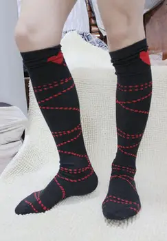 2017 Muž kolená vysoké ponožky červená čierna popruhy lásky muž bavlnené ponožky muž zahusťovanie pančuchy muž