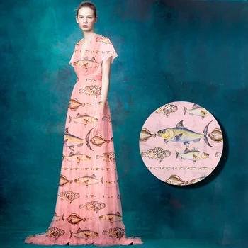 135 cm široký 8mm ryby tlač tenké ružové hodvábny šifón textílie pre letné dlhé a krátke šaty, blúzky, košele D694