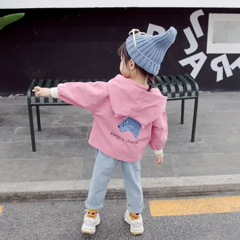 Chlapci a dievčatá späť leopard hlavu cartoon bunda na jar roku 2020 nový kórejský krátke detská bunda detské oblečenie tide