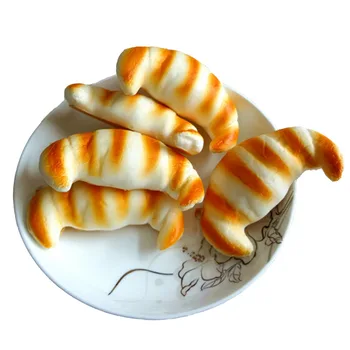 8 CM Kawaii Miniatúrne Mäkké Potraviny Prúžok Chlieb DIY Dekoratívne Plavidlá Scrapbooking Rozmliaždeniu telefón Kúzlo Chlieb Popruhy