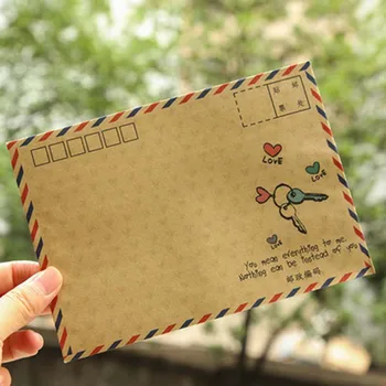 8pcs/set roztomilé retro Kraft list papiera karty obálky na Strane Pozvánky Valentína milovníkov správu karty obálky darček
