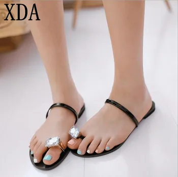 XDA 2019 Nové módne Letné Sandále Crystal Drahokamu Ženy Bytov Módne sandále Flip Flops Súbor prst Bežné črievičku