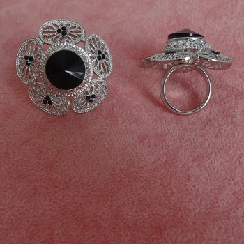Claborate Black Gem Vyrezávané Podiel Farba Nadsázka Krúžky Kvet Elegantná Šperky Prstene Mujer