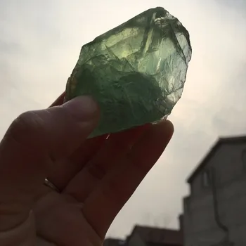 Celkom prírodný drahokam zelená flourite minerálne vzor reiki liečenie kryštálmi kameň meditácie pre domáce dekorácie veľkoobchod