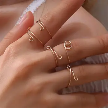 Originálny Dizajn Zlatá Farba Kolo Duté Geometrické Krúžky, Sada Pre Ženy-Móda Kríž Twist Otvoriť Krúžok Spoločné Krúžok Ženské Šperky