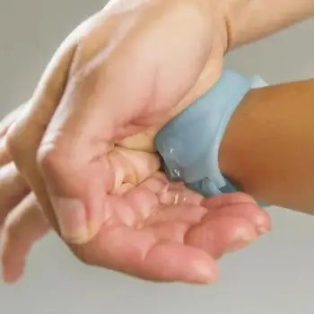 3ks Silikónové Hand Sanitizer Dávkovanie Prenosné Náramok ručné pranie Gél Náramok Nastaviteľná Dĺžka Sun Cream Prenosné Náramok