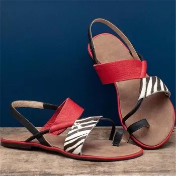 Nové žien plus veľkosť módne sandále nastaviť prst farby zodpovedajúce ploché non-slip ľahký pohodlný bežné dámske sandále
