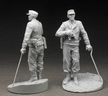 1/35 Živice Údaje Model Súpravy WW2 nemeckých dôstojníkov(SO stojanom) Nezmontované nevyfarbené
