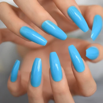 Sky blue (nebeská modrá stredne balerína na nechty, tipy pratice manikúra rakva falošné nechty krásy umelé lesklé DIY false nechty
