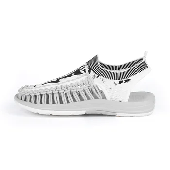 Sandále pre mužov módne Vonkajšie Non-slip Mužov Ležérne Topánky Letné Ľahké Priedušná 2021 Sandále Módne pánske Plážové Topánky Zapatos