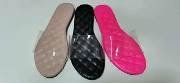 2020 Európa Nové Sexy Kolo Hlavy Típat Prst Dámske Topánky Ploché Papuče Letné Módy Pošmyknúť na PVC Remeň Listov Ženy Nakupovanie Topánky
