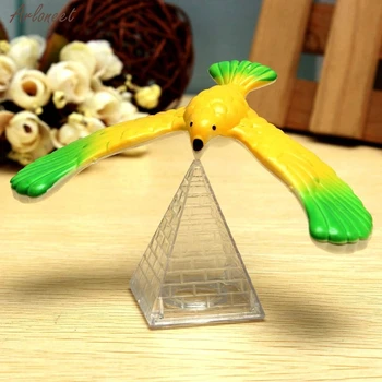 Magic Vyvažovanie Vták S Pyramídy Vedy Hračka Úžasné Pyramída Stojí Stôl Hračka Novinka Orla Fun Učiť Gag Dieťa Zábavné Dar 27