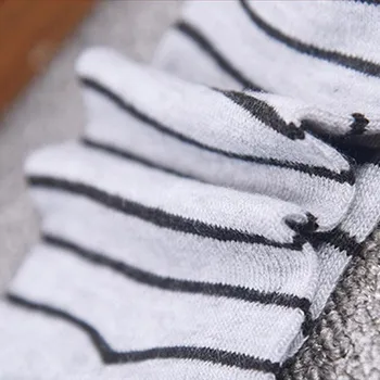 Muži Krátke Bavlnené Ponožky Priedušná Neviditeľné Loď Ponožky Nonslip Ponožka Prúžok Krátke Y5F9