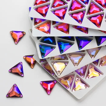 Trojuholník farebné sklo, krištáľovo ploché dno trojuholník s drahokamu AB farba šité na šaty DIY Odevné doplnky plavidlá