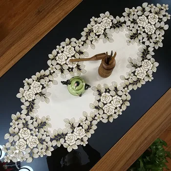 Stolové prestieranie a obrusy kvetinové výšivky moderný luxus pre domáce dekorácie jedálenský stôl kávu, čaj stôl kryt dráha