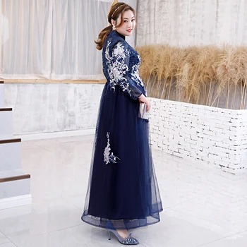 Skromný Dlhý Rukáv Večerné Šaty 2020 Elegantného tvaru V-line Podlahy-dĺžka Luxusné Appliques Námornícka Modrá Formálne Šaty Plus Veľkosť